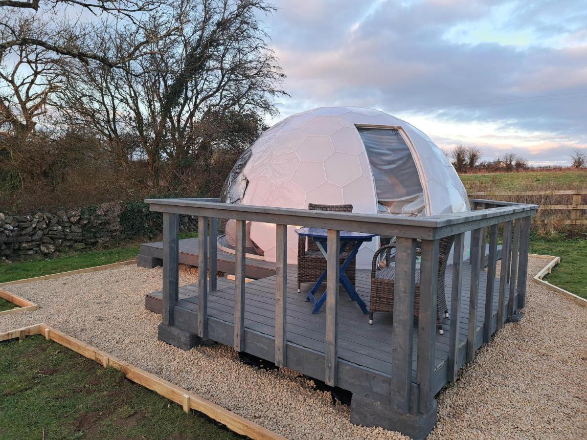 Luxury Glamping Dome With Views Of The Burren Vila Boston Exterior foto