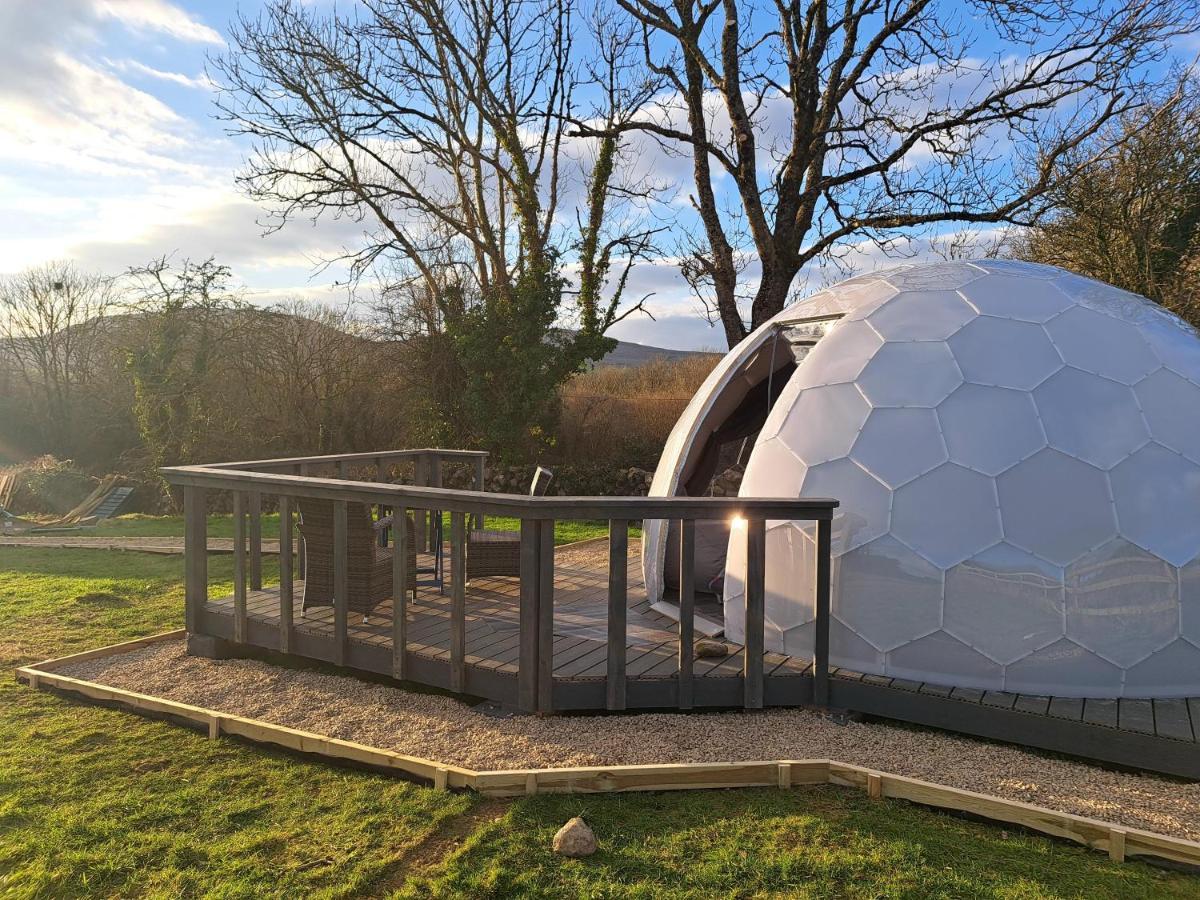 Luxury Glamping Dome With Views Of The Burren Vila Boston Exterior foto