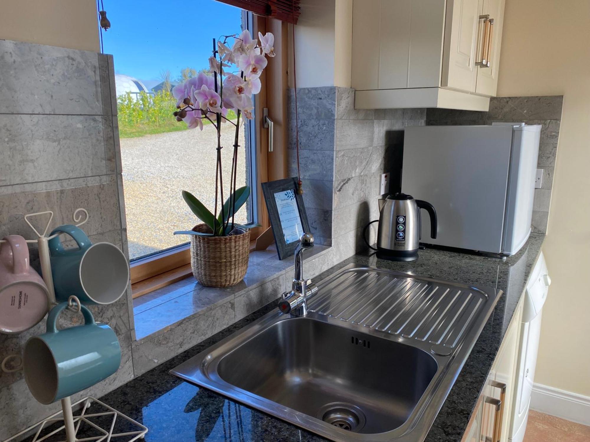 Luxury Glamping Dome With Views Of The Burren Vila Boston Exterior foto